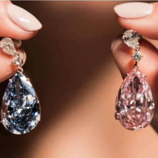 đấu giá kim cương diamond auction font