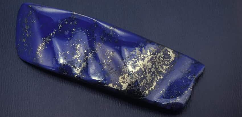 đá Lapis Lazuli xanh lam đậm