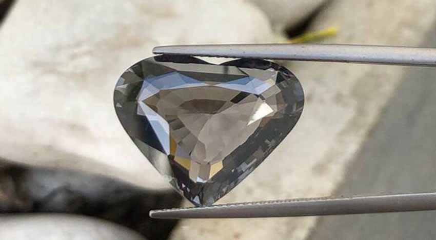 Đá quý hiếm hơn kim cương Musgravite
