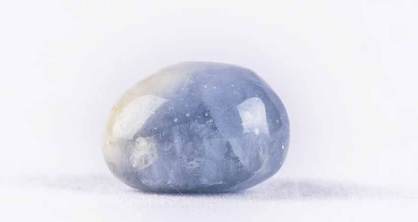 Đá quý màu xanh lam, đá Angelite