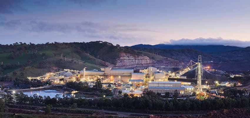 công ty vàng Newcrest Mining, lịch sử hình thành