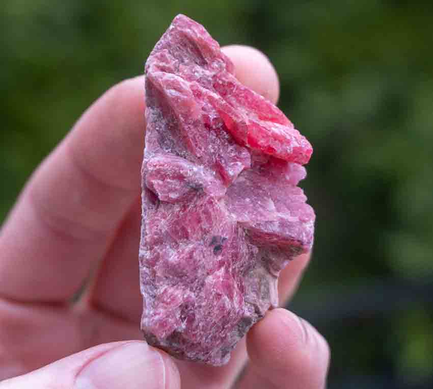 Màu sắc đá Rhodonite