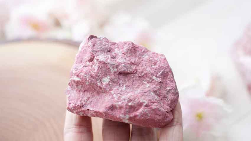 biến thể của đá Zoisite, đá Thulite