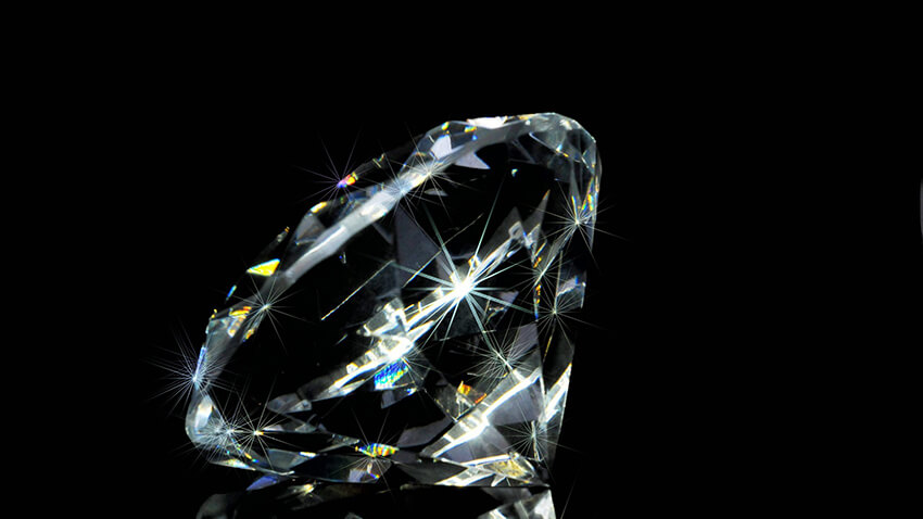 Các cách xử lý đá quý bằng khoan Laser kim cương tự nhiên