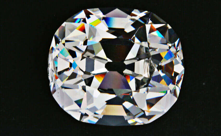 Viên kim cương lớn nhất thế giới kim cương Cullinan Diamond II