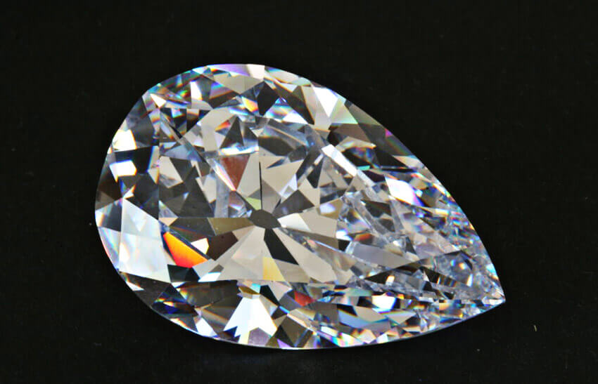 Viên kim cương lớn nhất thế giới kim cương Cullinan Diamond III