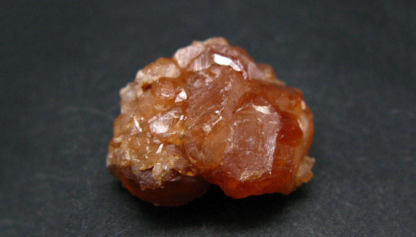 Ý nghĩa và công dụng đá Hessonite Garnet