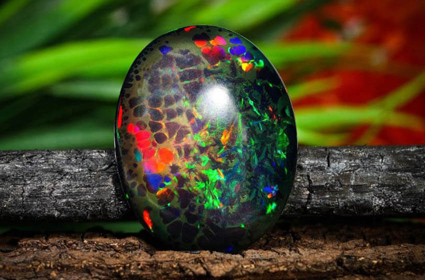 Độ tinh khiết đá Opal đen