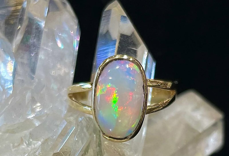 Độ tinh khiết đá Opal trắng