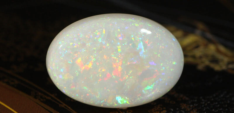 Phân biệt đá Opal trắng thật và giả