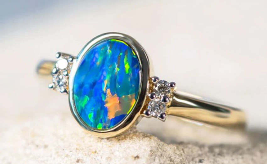 đá Opal xanh lam hợp cung nào