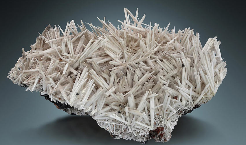 Hình đai diện đá Cerussite